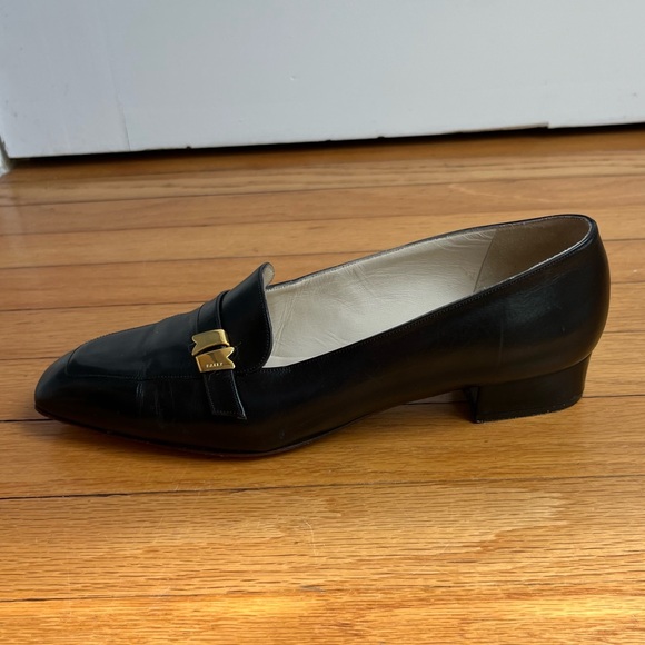 Vintage Bally Black Leather Loafers - Picture 9 of 11